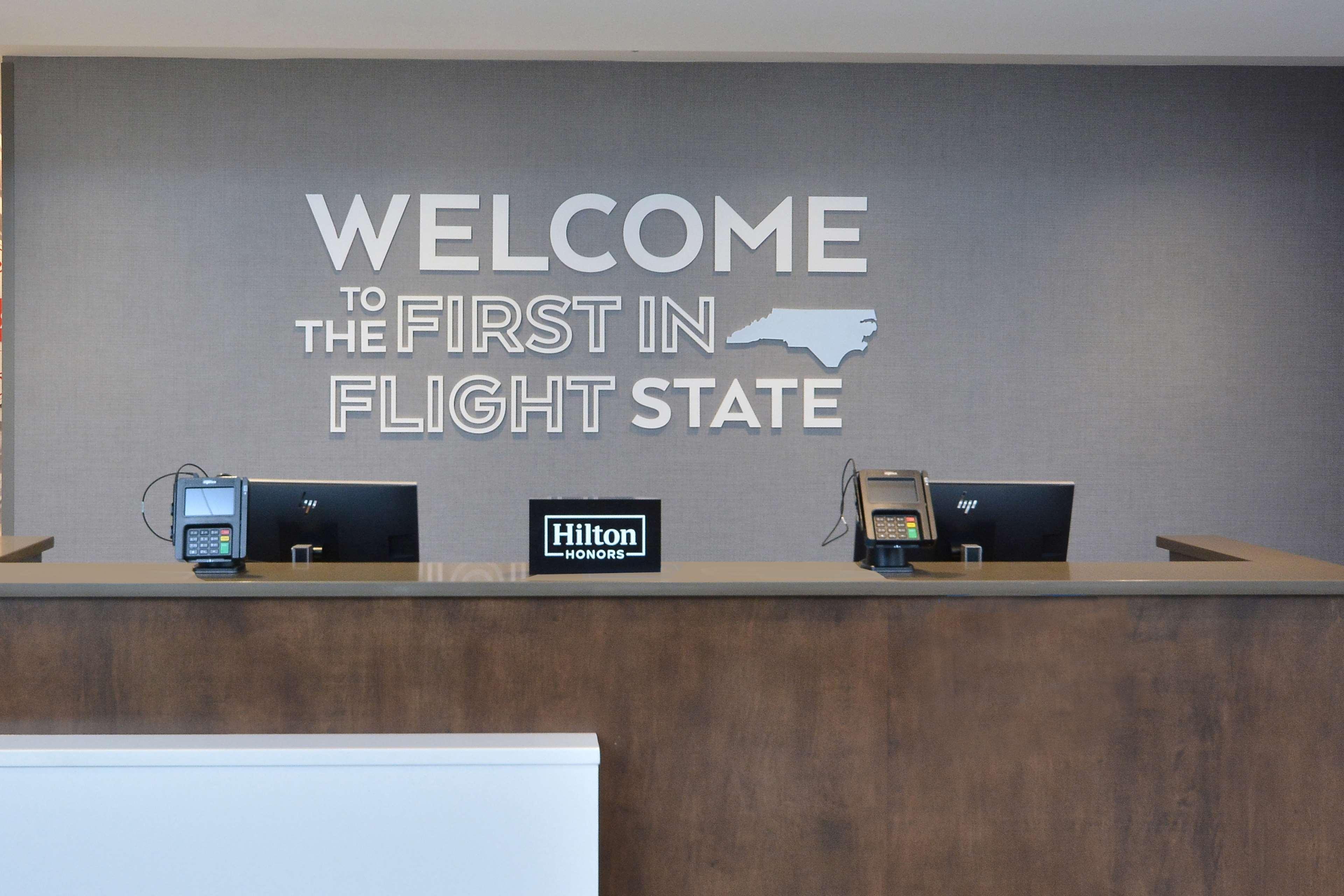 Hampton Inn & Suites Charlotte North I 485 Zewnętrze zdjęcie
