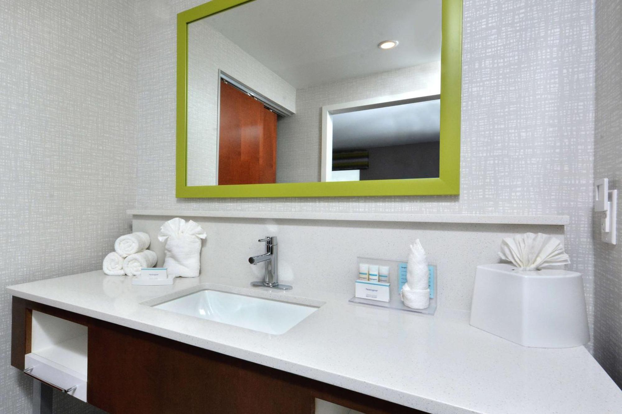 Hampton Inn & Suites Charlotte North I 485 Zewnętrze zdjęcie